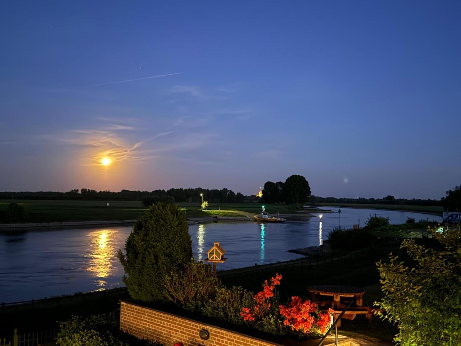 Villa Veertien Dieren Exteriér fotografie