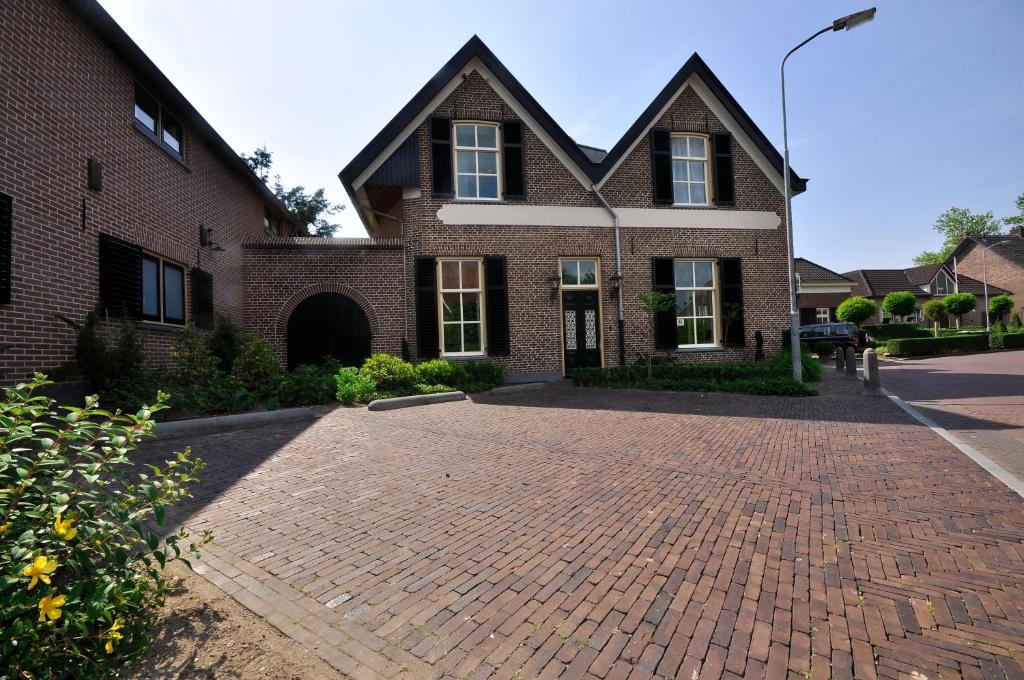 Villa Veertien Dieren Exteriér fotografie